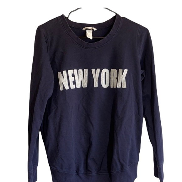 H&M Tops - H&M mama New York navy blue & white sweatshirt size medium
